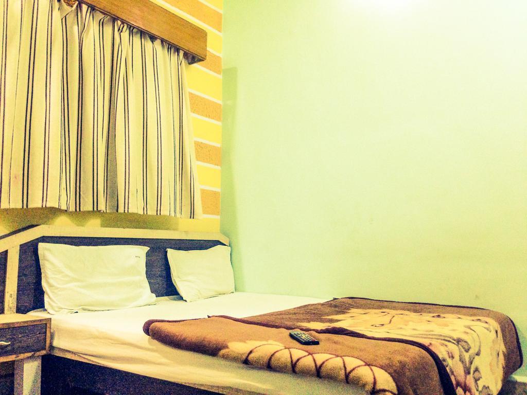 Hotel Gujarat Heritage Ujjain Ngoại thất bức ảnh
